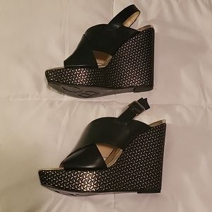Bcbg black wedge metallic sandals